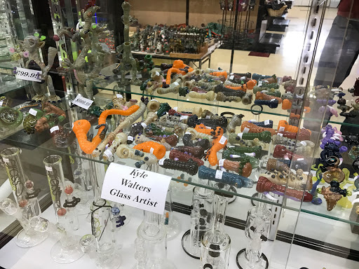 Cigar Shop «Park Avenue Smoke Shop», reviews and photos, 194 Park Ave, Worcester, MA 01609, USA