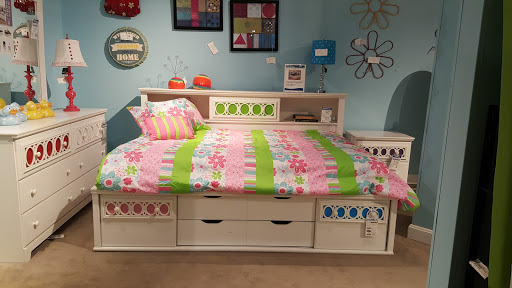 Furniture Store «Furniture Fair», reviews and photos, 7200 Dixie Hwy, Fairfield, OH 45014, USA