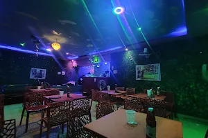 DJ RESTAURANT image