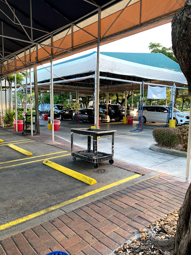 Car Wash «Simoniz Car Wash», reviews and photos, 19055 Biscayne Blvd, Miami, FL 33180, USA