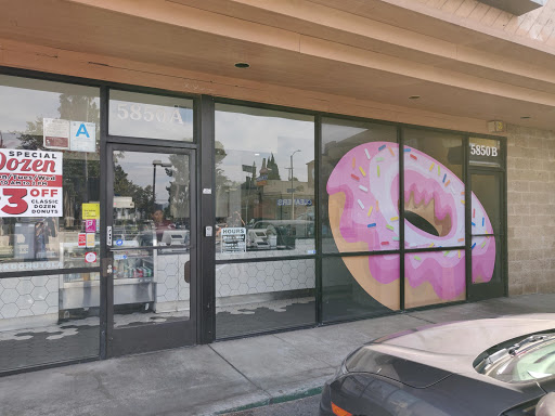 Donut Shop «SK Donuts & Croissant», reviews and photos, 5850 W 3rd St, Los Angeles, CA 90036, USA