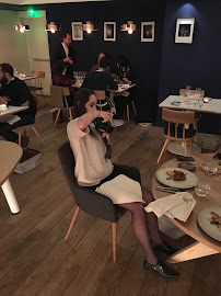 Atmosphère du Restaurant gastronomique RESTAURANT ERH à Paris - n°13