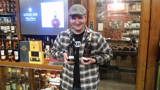 Liquor Store «Old Oaks Liquor», reviews and photos, 3006 Thousand Oaks Blvd, Thousand Oaks, CA 91362, USA