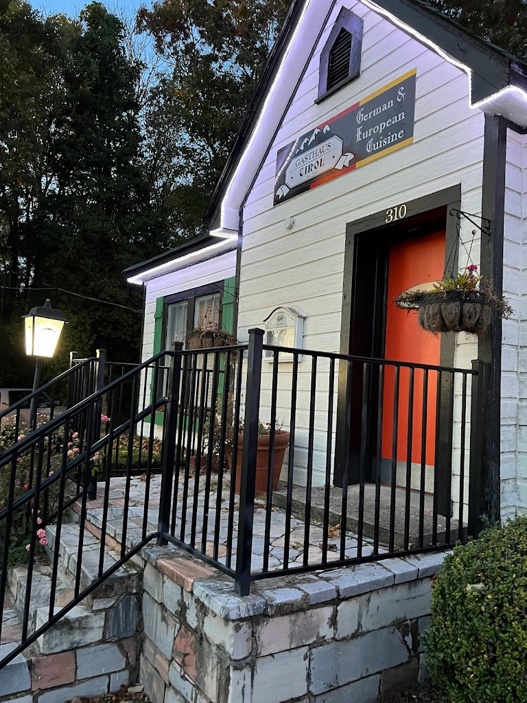 Gasthaus Tirol 30040