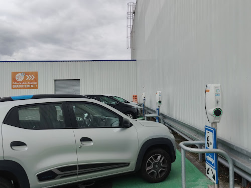 Borne de recharge de véhicules électriques Leclerc Charging Station Fleury-les-Aubrais