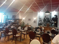 Atmosphère du Restaurant français Restaurant L’Helix à Boisseuil - n°3