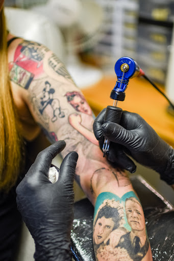 Tattoo Shop «Modern Age Tattoo Co», reviews and photos, 5369 N Dixie Hwy, Elizabethtown, KY 42701, USA