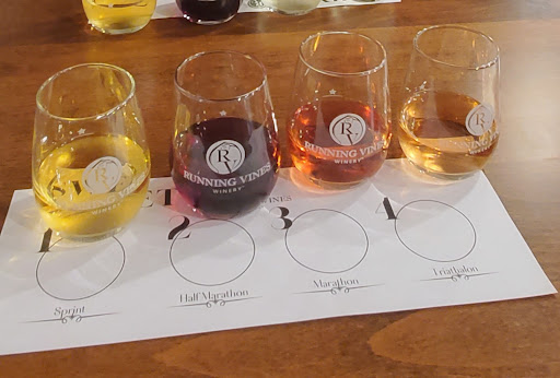 Winery «Running Vines Winery», reviews and photos, 119 S Calumet Rd, Chesterton, IN 46304, USA