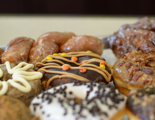 Donut Shop «Sweet Shop Donuts Cafe», reviews and photos, 1800 S Creek One, Powhatan, VA 23139, USA