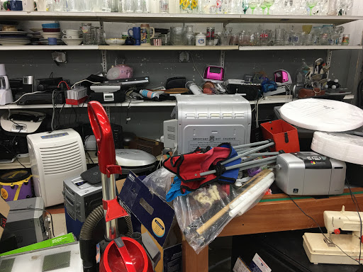 Thrift Store «Village Discount Outlet Store 12», reviews and photos, 4635 N Elston Ave, Chicago, IL 60630, USA