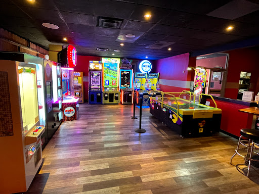 Bowling Alley «Bowlero Queens», reviews and photos, 69-10 34th Ave, Woodside, NY 11377, USA