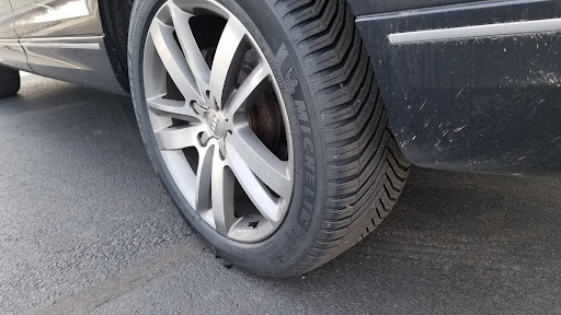 Tire Shop «HomeTowne Auto Repair and Tire of Woodbridge», reviews and photos, 15698 Jefferson Davis Hwy, Woodbridge, VA 22191, USA