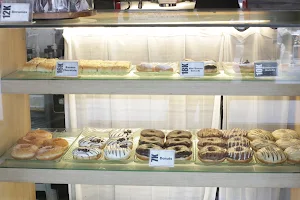 Kakiang Bakery & Cafe image