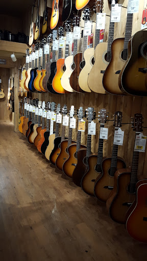 Office Supply Store «Staples», reviews and photos, 945 E Hospitality Ln, San Bernardino, CA 92408, USA