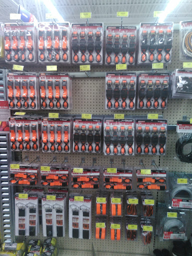 Hardware Store «Harbor freight tools», reviews and photos, 2600 E Main St, Plainfield, IN 46168, USA