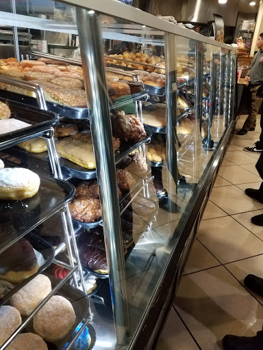 Shopping Mall «Inland Center», reviews and photos, 500 Inland Center Dr, San Bernardino, CA 92408, USA