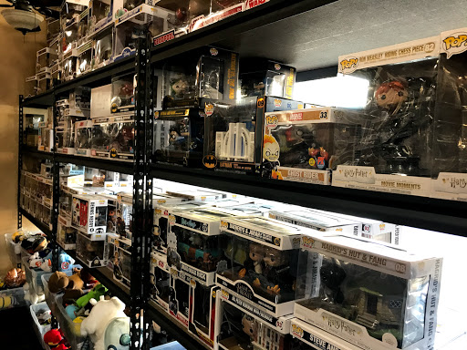 Collectibles Store «Fantastic Collectibles», reviews and photos, 162 W Center St, Manteca, CA 95336, USA