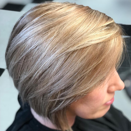 Beauty Salon «Chriselias Beauty Salon», reviews and photos, 772 S Main St A, Woodstock, VA 22664, USA