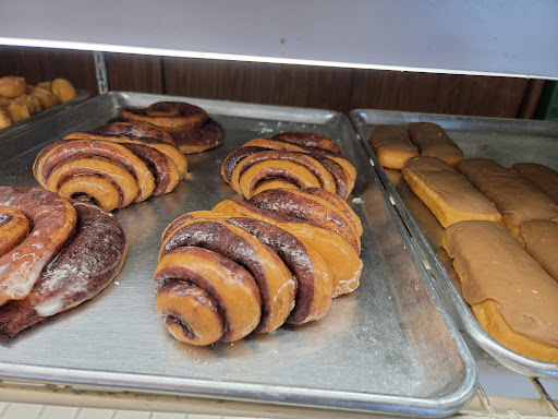 Donut Shop «Alvernon Donut Shop», reviews and photos, 1450 S Alvernon Way, Tucson, AZ 85711, USA