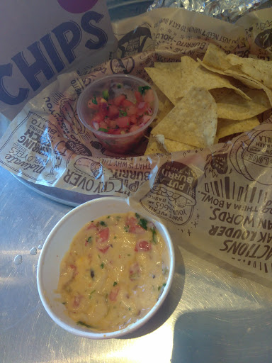 Mexican Restaurant «Chipotle Mexican Grill», reviews and photos, 895 N Academy Blvd, Colorado Springs, CO 80909, USA