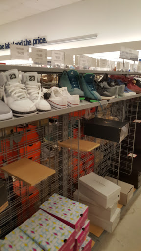 Department Store «Marshalls», reviews and photos, 13007 Lee Jackson Memorial Hwy, Fairfax, VA 22033, USA