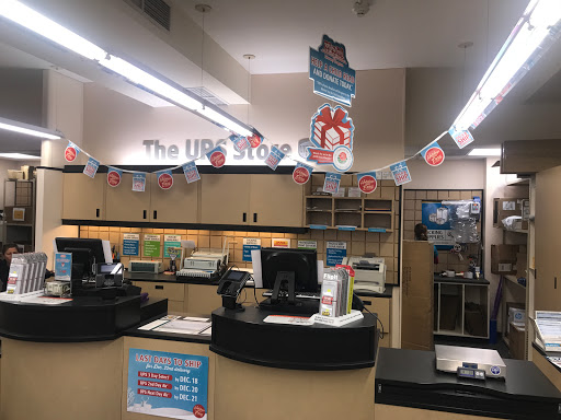 Shipping and Mailing Service «The UPS Store», reviews and photos, 162 Elmora Ave, Elizabeth, NJ 07202, USA