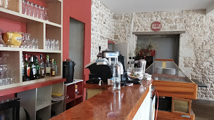 Photo n°25 de Restaurant Traiteur des Lys à La Chapelle-Moulière ()