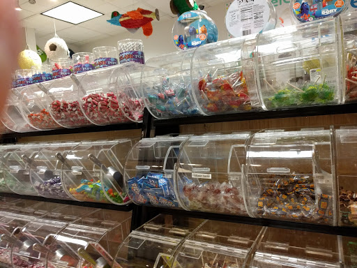 Shopping Mall «Fifth Avenue Place», reviews and photos, 201 Fifth Ave, Pittsburgh, PA 15222, USA