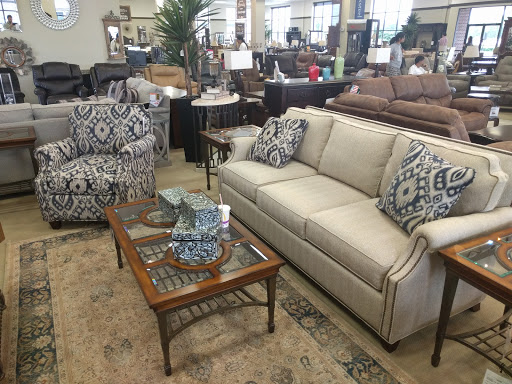 Furniture Store «Texas Furniture Hut», reviews and photos, 23922 Northwest Fwy Suite A, Cypress, TX 77429, USA
