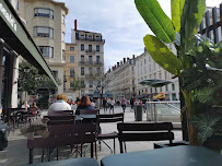 Atmosphère du Restaurant servant le petit-déjeuner McDonald's à Lyon - n°5