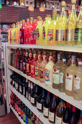 Liquor Store «FERNANDEZ SQUARE LIQUORS», reviews and photos, 342 Broad St, Providence, RI 02907, USA