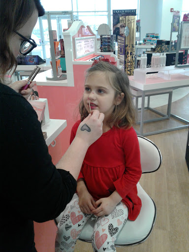 Cosmetics Store «Ulta Beauty», reviews and photos, 3259 Owen Rd #200, Fenton, MI 48430, USA