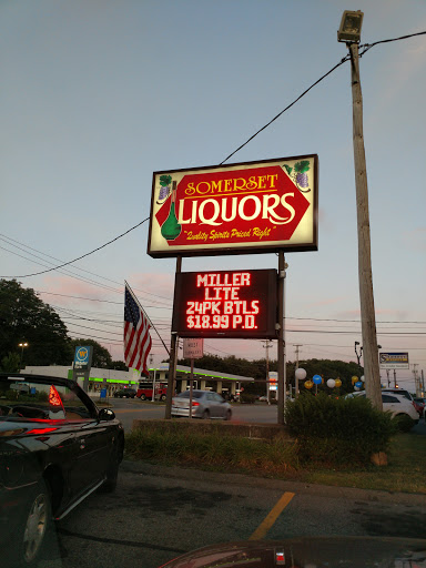 Liquor Store «Somerset Liquors», reviews and photos, 1011 Grand Army of the Republic Hwy, Somerset, MA 02726, USA