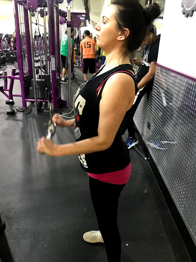 Gym «Planet Fitness», reviews and photos, 2560 N Harlem Ave, Elmwood Park, IL 60707, USA