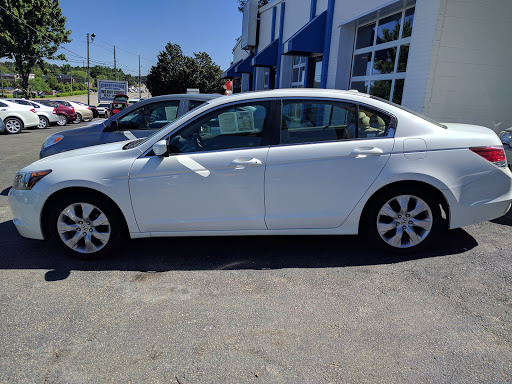 Car Dealer «Hollingsworth Auto Sales of Raleigh», reviews and photos, 3808 Capital Blvd, Raleigh, NC 27604, USA