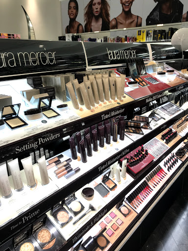 Cosmetics Store «SEPHORA», reviews and photos, 2414 E Sunrise Blvd #2204, Fort Lauderdale, FL 33304, USA