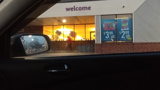 Grocery Store «Stop & Shop», reviews and photos, 333 W River St, Providence, RI 02904, USA