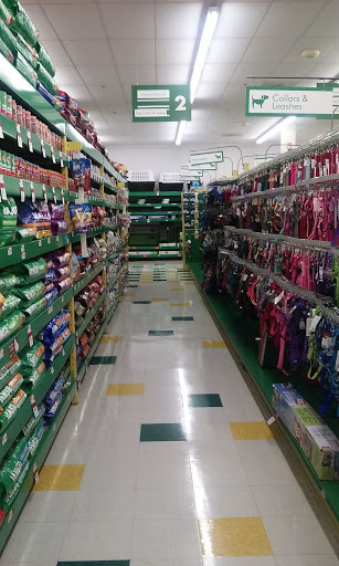 Pet Supply Store «Pet Supplies Plus», reviews and photos, 4824 Broadway St, Quincy, IL 62305, USA