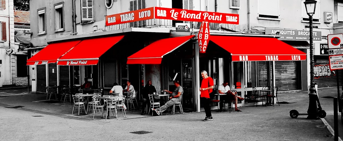 bar tabac le rond point kennedy à La Seyne-sur-Mer