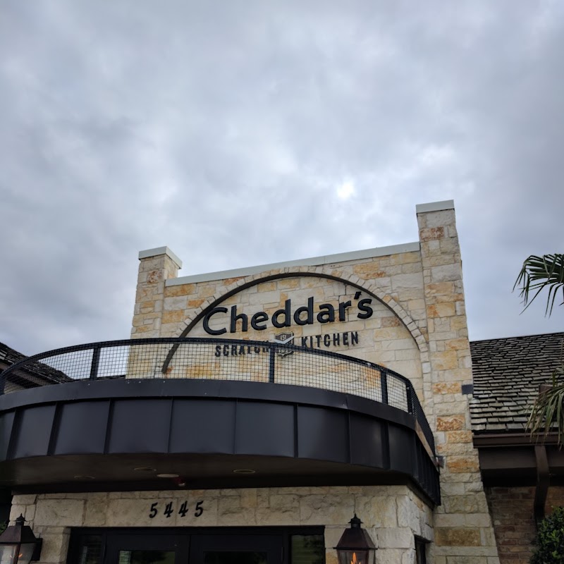 Cheddar's Scratch Kitchen