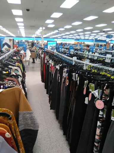 Clothing Store «Ross Dress for Less», reviews and photos, 2519 Tuscany St, Corona, CA 92881, USA