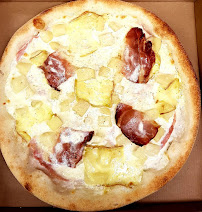 Pepperoni du Pizzas à emporter L'Oliv' Pizza à Décines-Charpieu - n°5