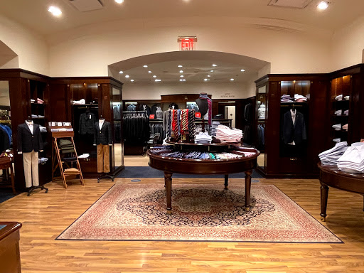 Clothing Store «Brooks Brothers», reviews and photos, 445 W Farms Mall, Farmington, CT 06032, USA