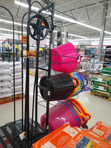 Home Improvement Store «Tractor Supply Co.», reviews and photos, 6015 S Transit Rd, Lockport, NY 14094, USA