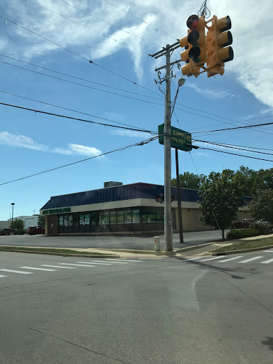 Pet Supply Store «Pet Supplies Plus», reviews and photos, 1094 N Wisner St, Jackson, MI 49202, USA