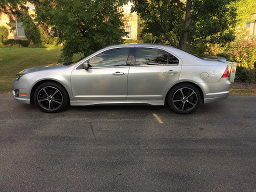 Tire Shop «Discount Tire Store - Algonquin, IL», reviews and photos, 2341 W Algonquin Rd, Algonquin, IL 60102, USA