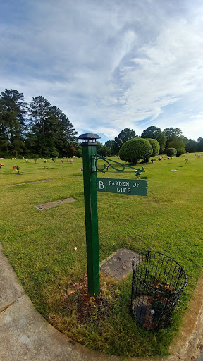 Funeral Home «Georgia Memorial Park Funeral Home and C», reviews and photos, 2000 Cobb Pkwy SE, Marietta, GA 30060, USA