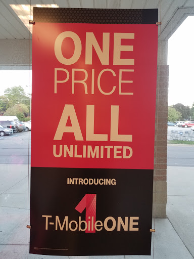 Cell Phone Store «T-Mobile», reviews and photos, 2044 Whittaker Rd, Ypsilanti, MI 48197, USA