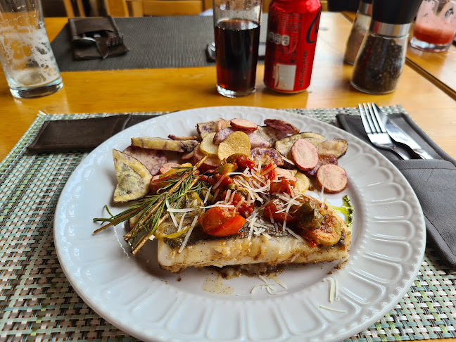 Opiniones de Restaurant El Mañio Bistro en Chonchi - Restaurante