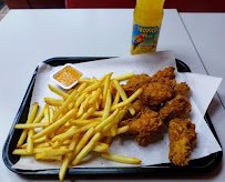 Plats et boissons du Restaurant spécialisé dans les ailes de poulet OFC Orléans Fried Chicken à Orléans - n°18